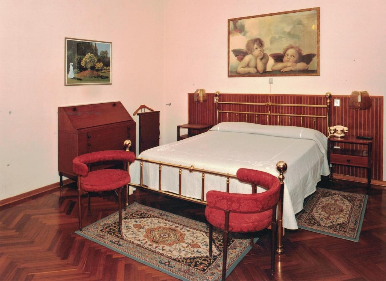 Albergo La Perla Civitella Roveto Esterno foto